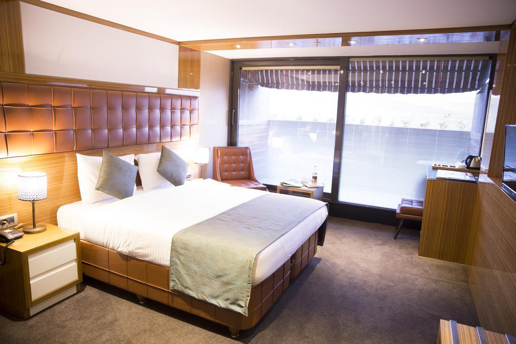 Atasehir Palace Hotel & Conference İstanbul Dış mekan fotoğraf