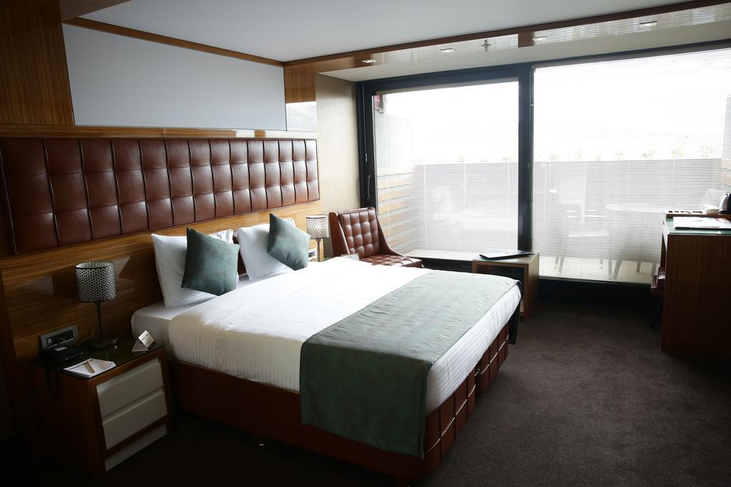 Atasehir Palace Hotel & Conference İstanbul Dış mekan fotoğraf