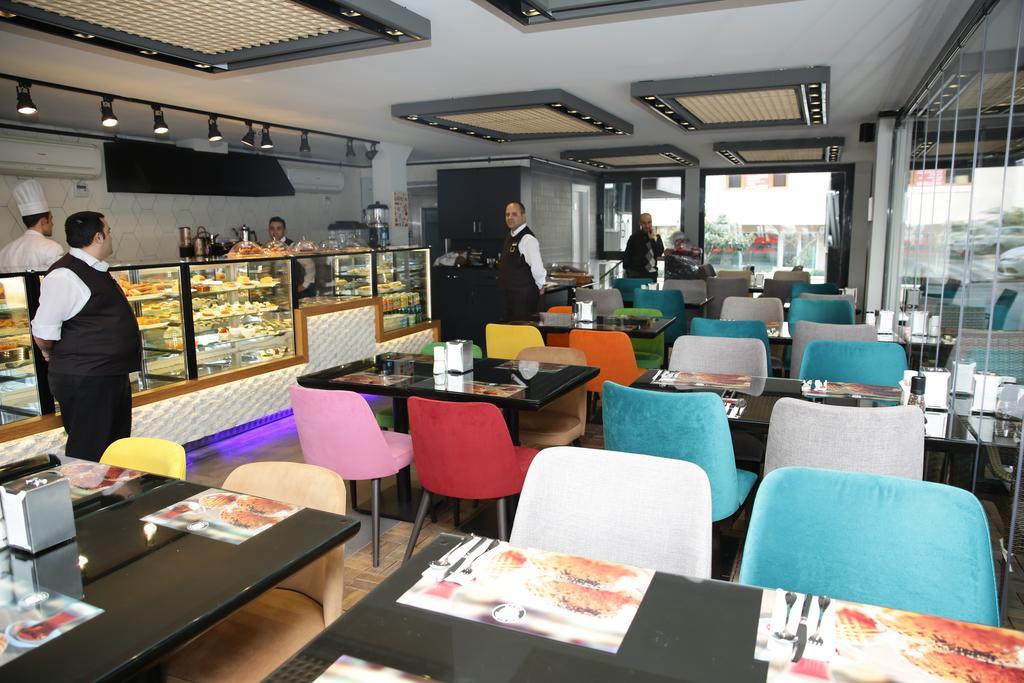 Atasehir Palace Hotel & Conference İstanbul Dış mekan fotoğraf