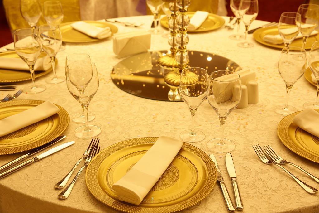 Atasehir Palace Hotel & Conference İstanbul Dış mekan fotoğraf