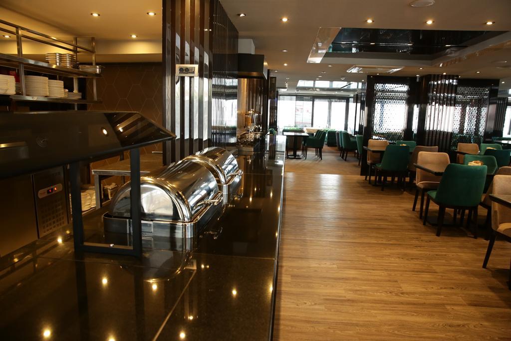 Atasehir Palace Hotel & Conference İstanbul Dış mekan fotoğraf