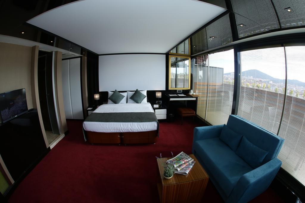 Atasehir Palace Hotel & Conference İstanbul Dış mekan fotoğraf