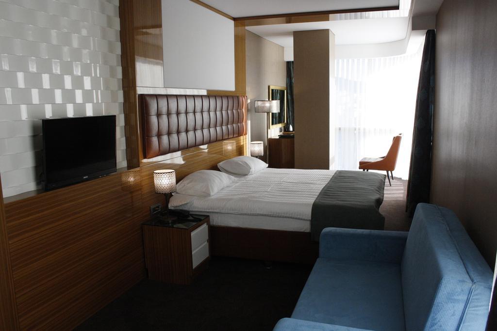 Atasehir Palace Hotel & Conference İstanbul Dış mekan fotoğraf