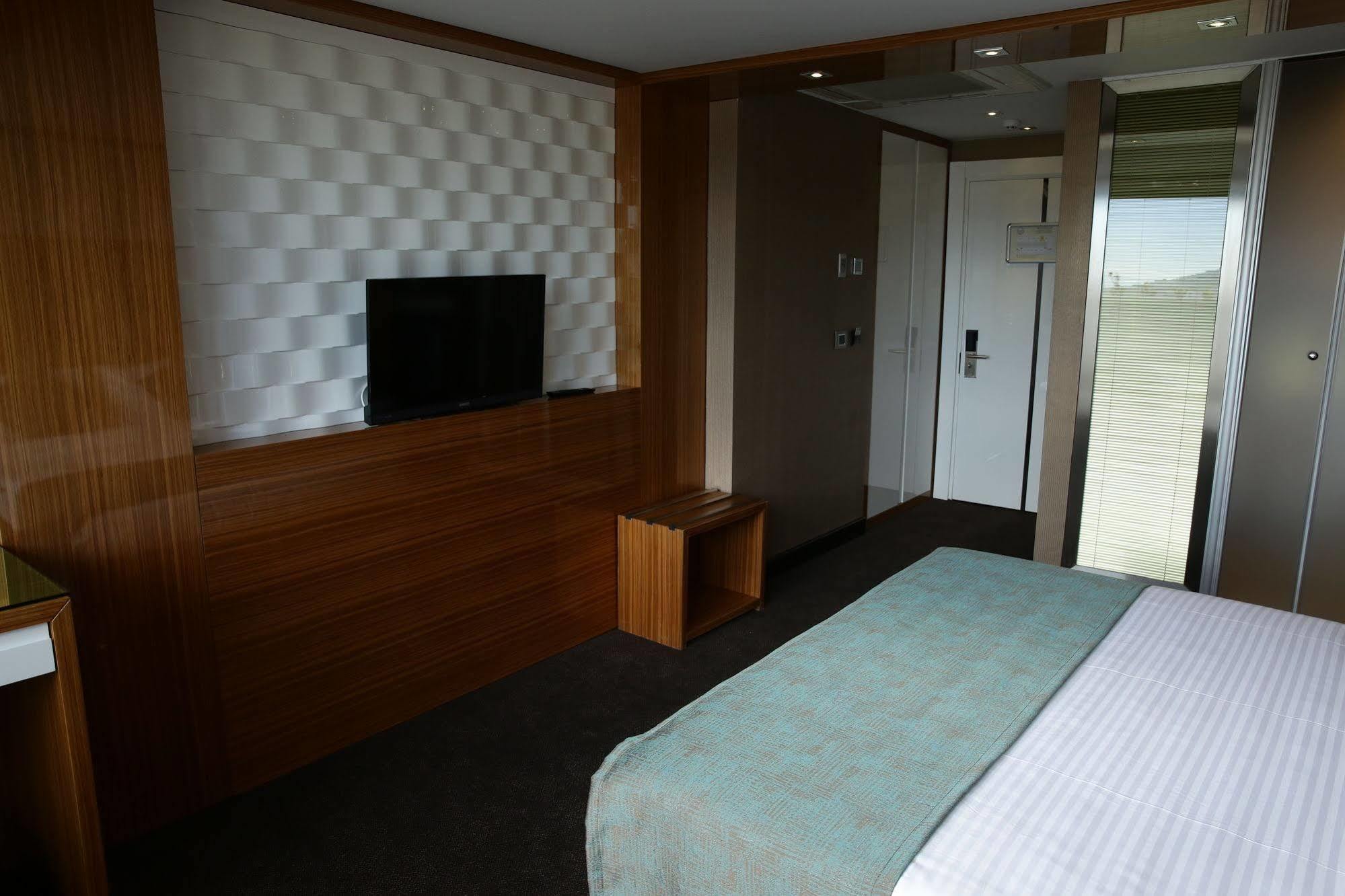 Atasehir Palace Hotel & Conference İstanbul Dış mekan fotoğraf